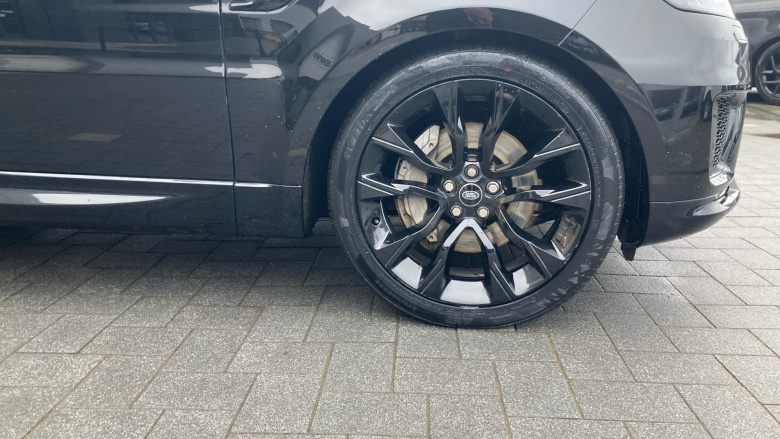 Land Rover Range Rover Sport 3.0 D250 HSE Silver 5dr Auto Diesel Estate